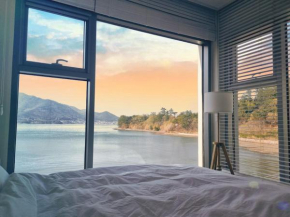 Namhae Bay 591